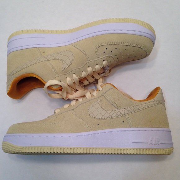 Nike Shoes - Womens Nike Air force 1s lemon drop size 8 NEW